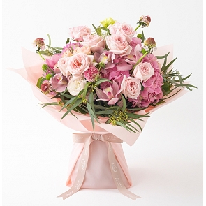 HLB080 CARRIE 繡球配庭園亞玫瑰花束 (8枝玫瑰)